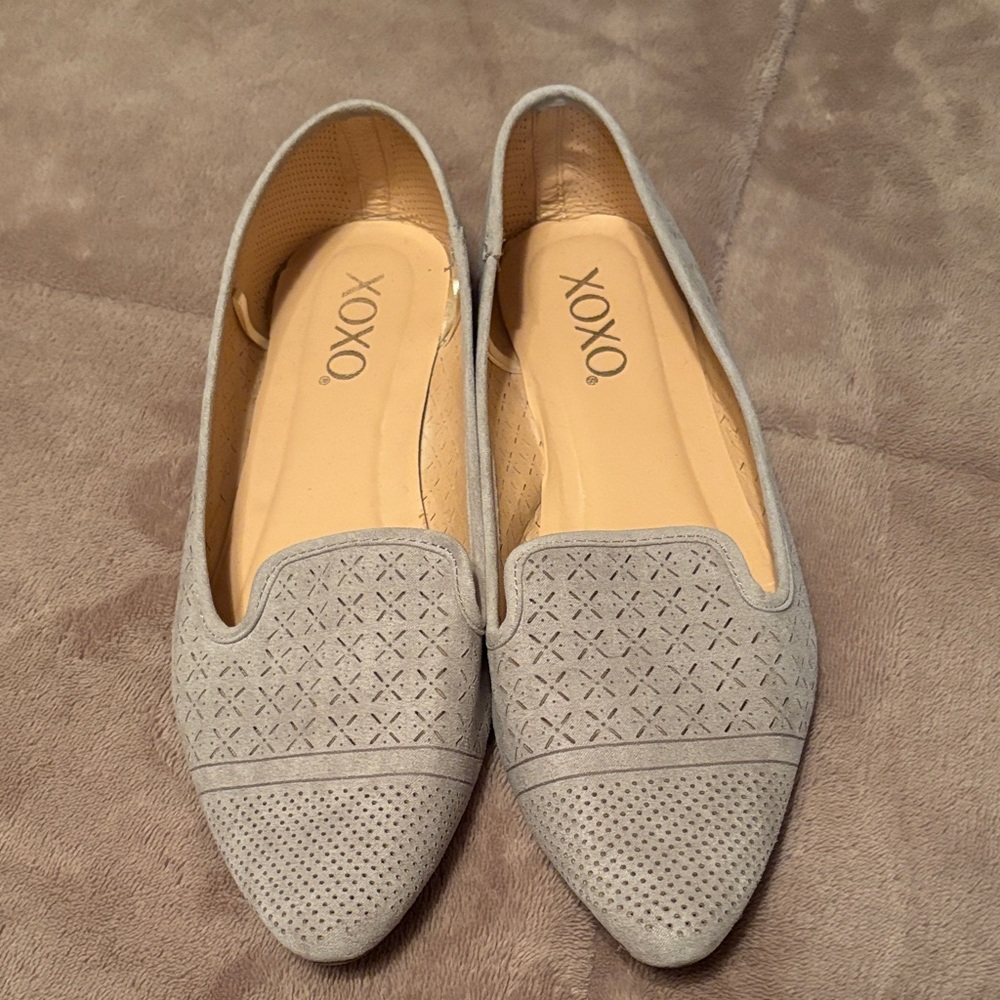 XOXO Women's Elegant Gray Loafers